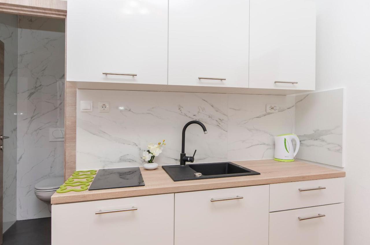 Apartments Katarina Пировац Экстерьер фото