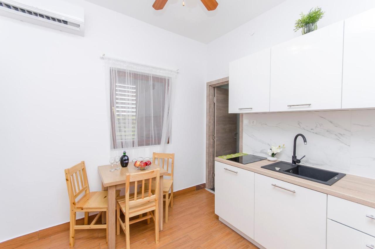 Apartments Katarina Пировац Экстерьер фото