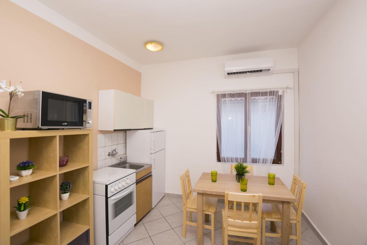 Apartments Katarina Пировац Экстерьер фото